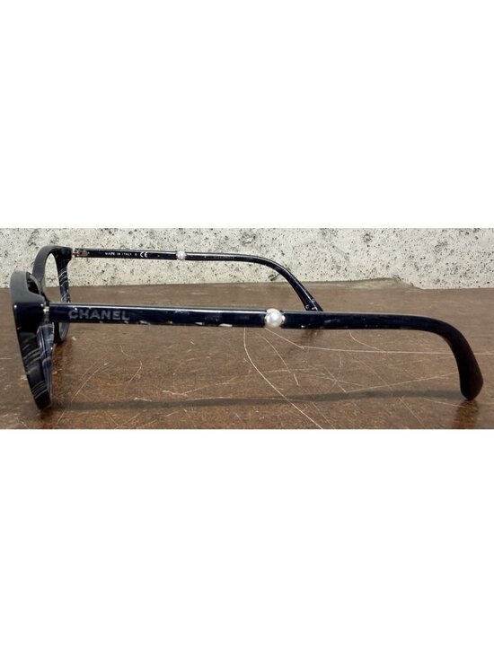 CHANEL CH 3377-H c.1637 Transparent Gray Pearl Eyeglasses Frames Italy 51-17-140 main image 10